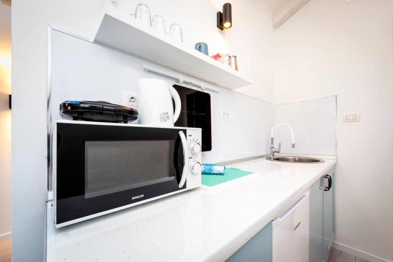 Cozy Garzoto Studios Rovinj Exterior photo