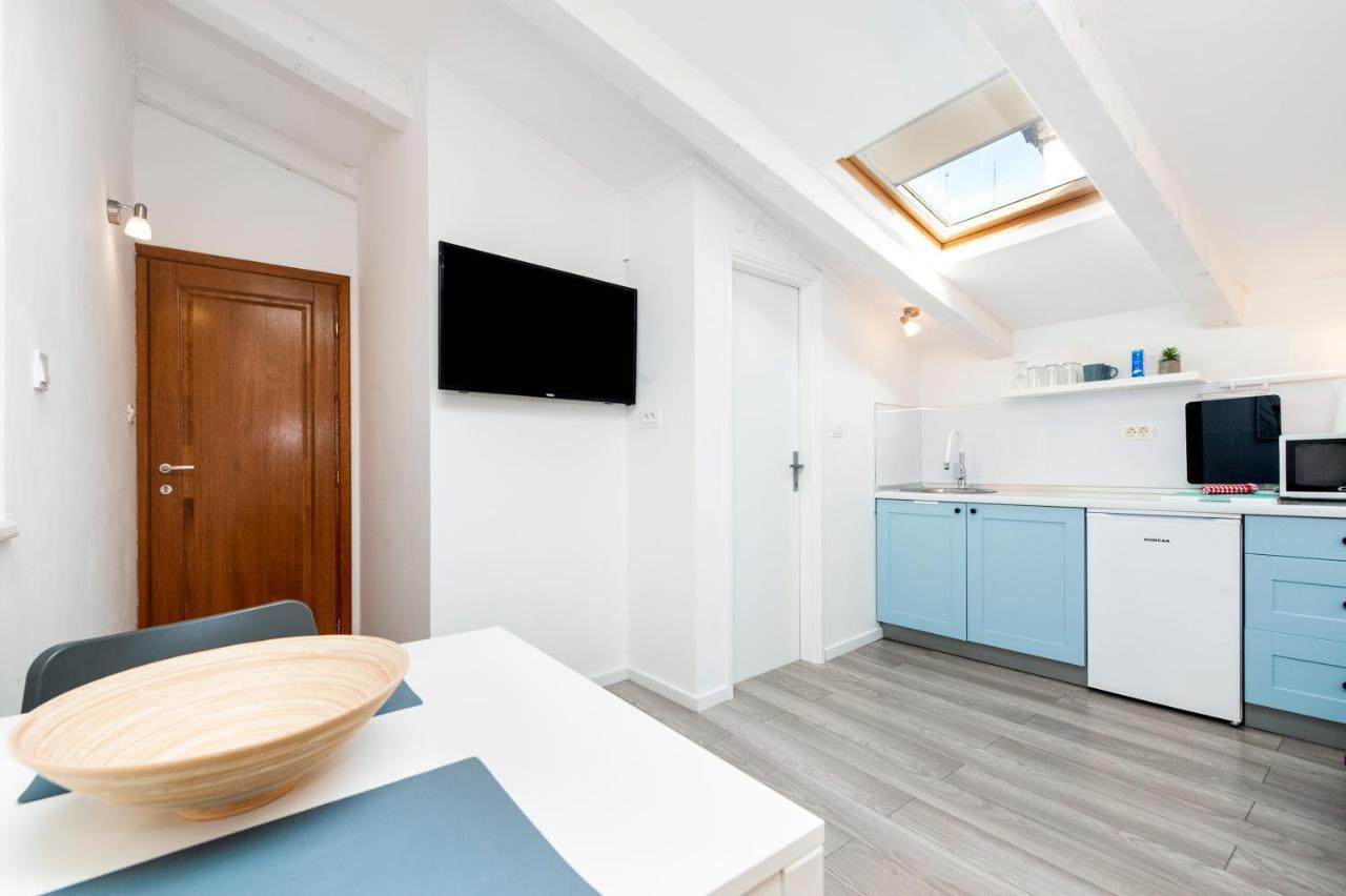 Cozy Garzoto Studios Rovinj Exterior photo